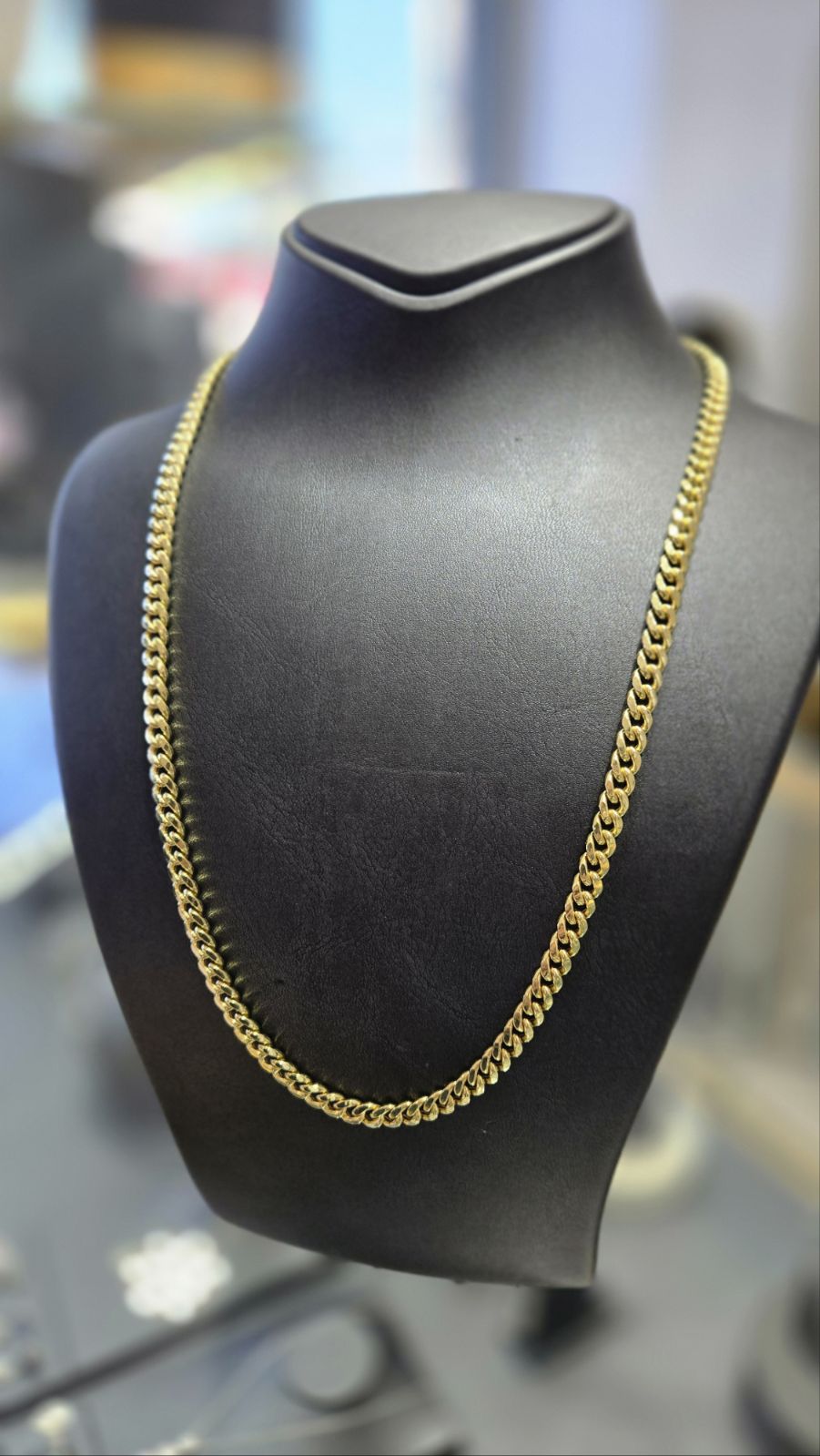 Miami Cuban Chain (Semi Solid)