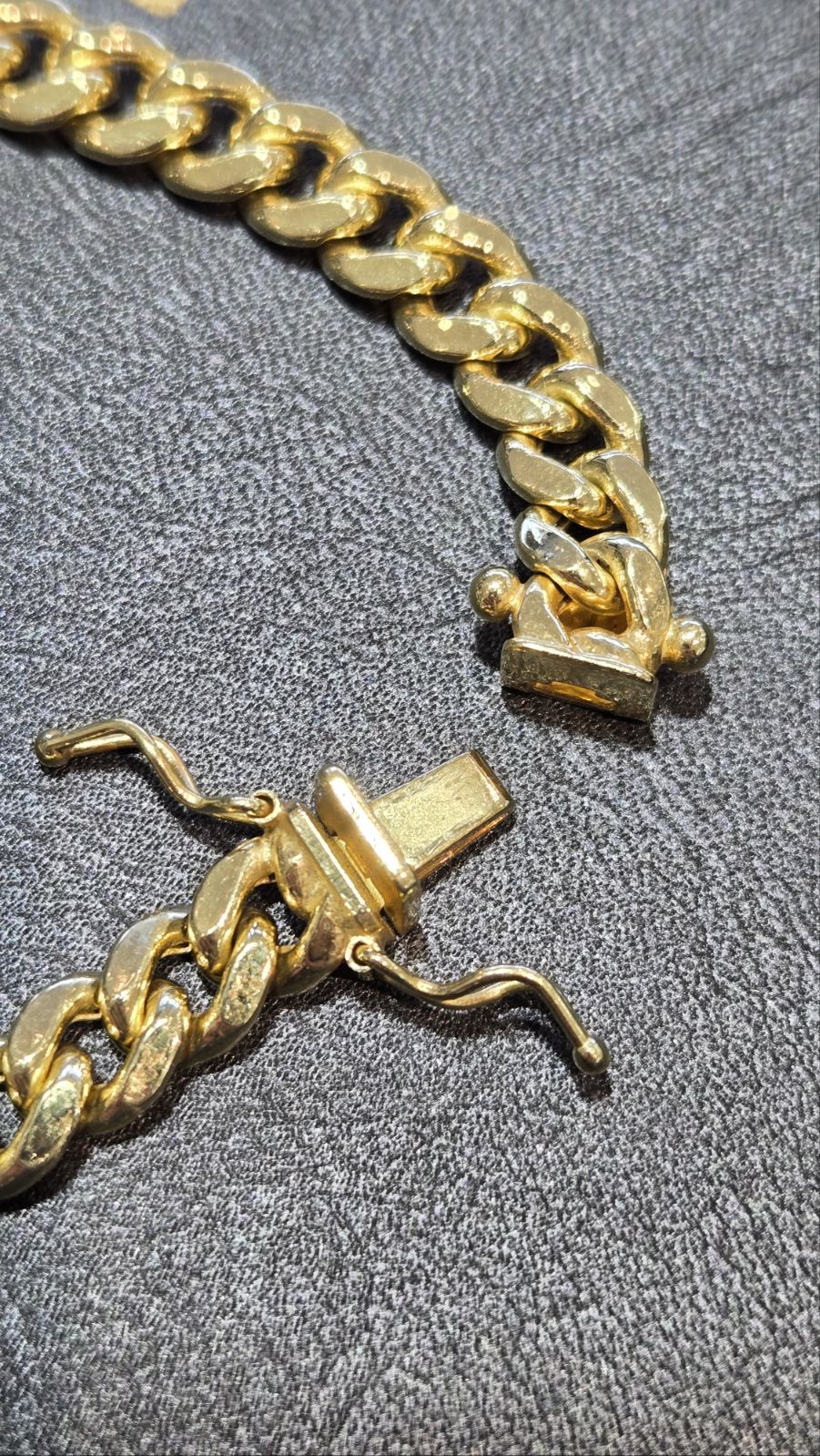 Miami Cuban Chain (Semi Solid)