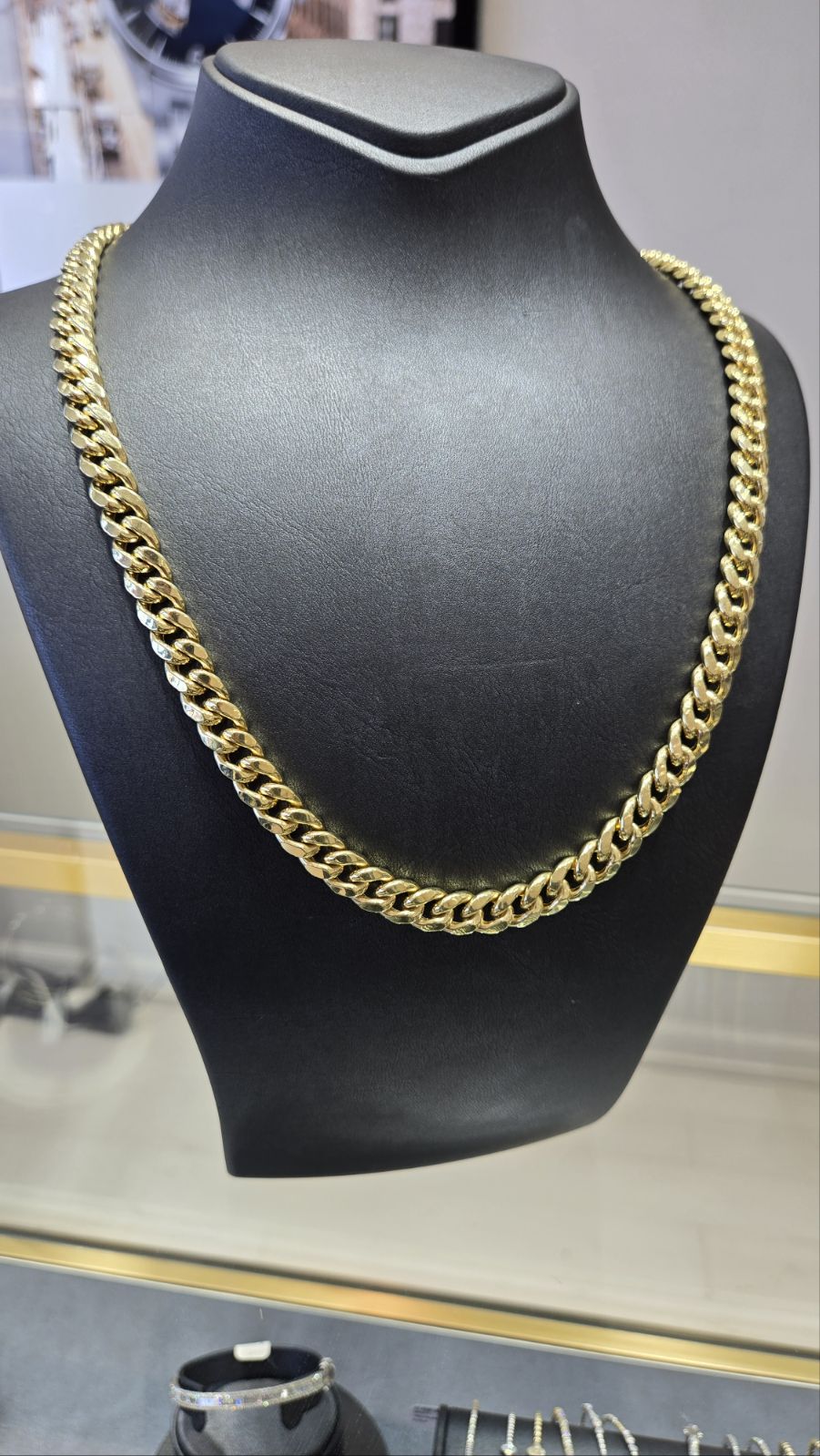 Miami Cuban Chain (Semi Solid)