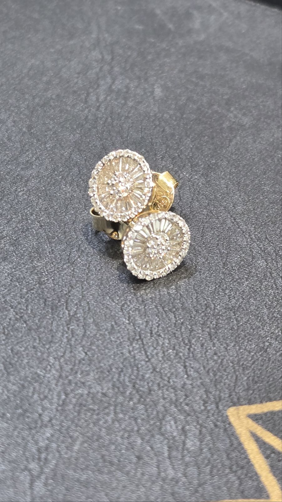 Diamond Studs 0.50cts 14kY
