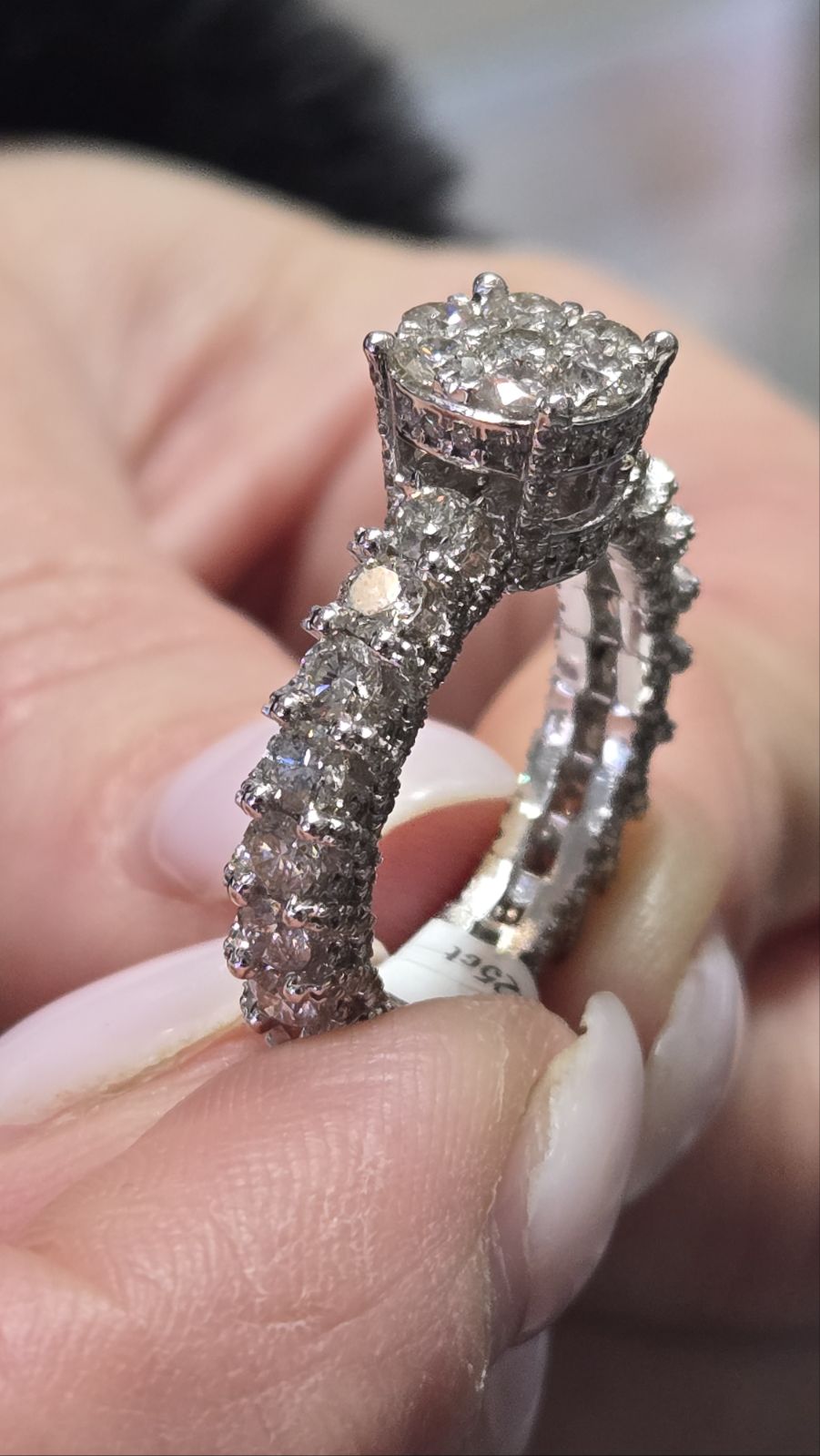 3.25cts Natural Diamond U Prong Style