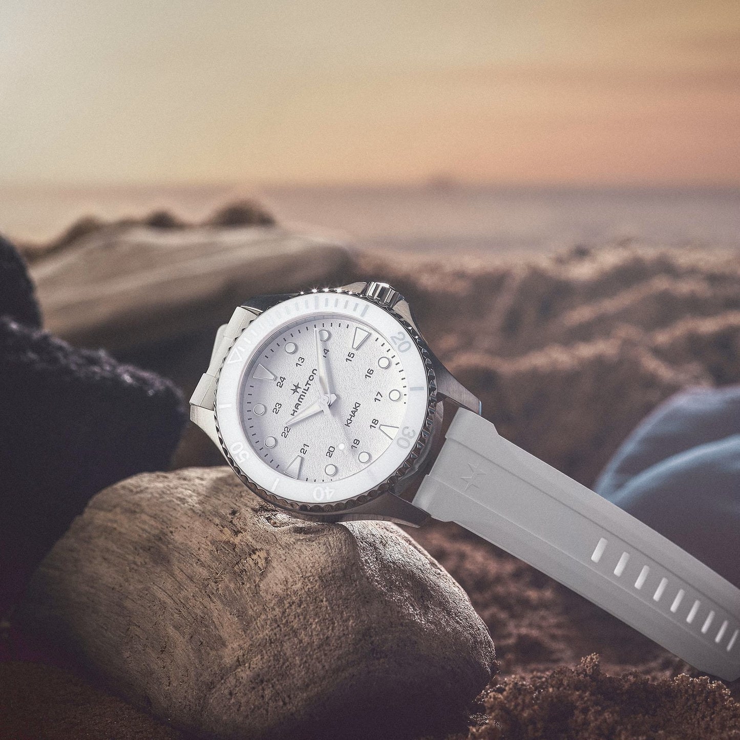 Khaki Navy Scuba Quartz