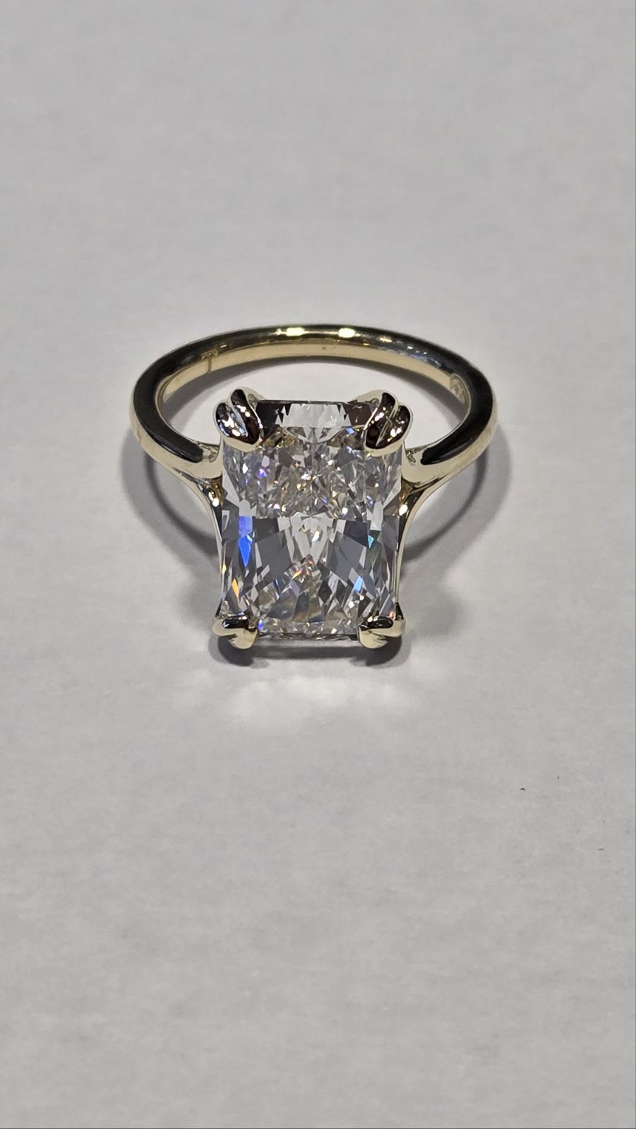 Radiant Split Basket Design