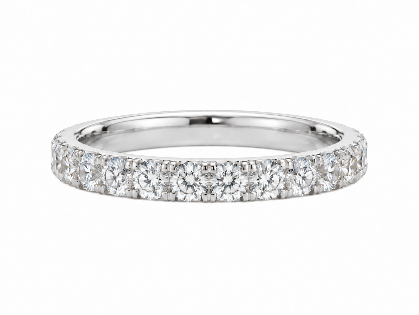 Class Split-Prong Round Diamond Band