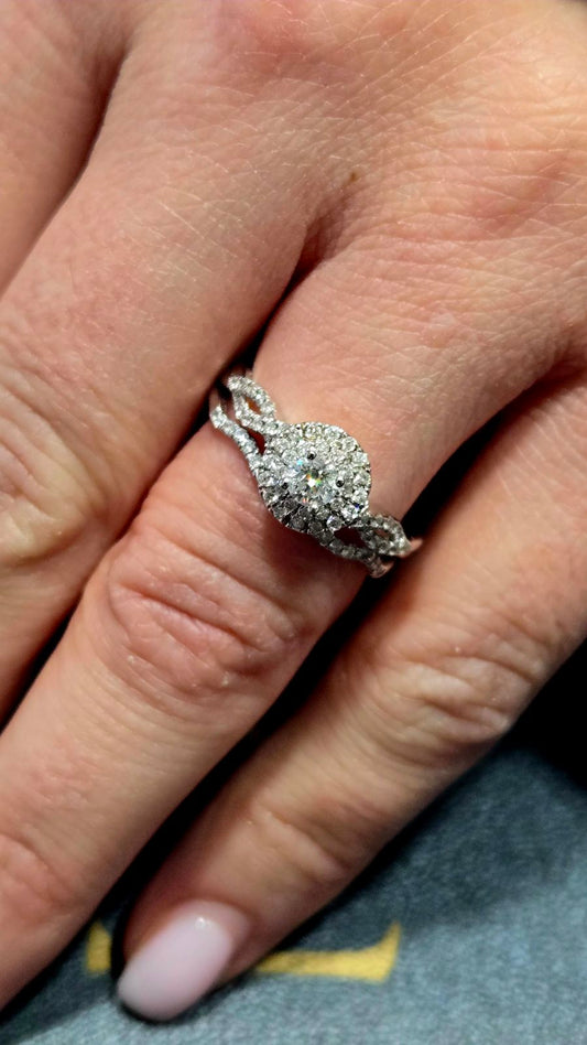 Natural Diamond Bridal Set Round Halo.