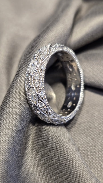 Eternity Designer Marque Vintage Wedding Band
