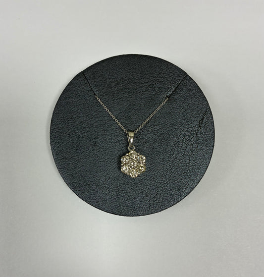 1ct Diamond Flower pendant in 14k white gold