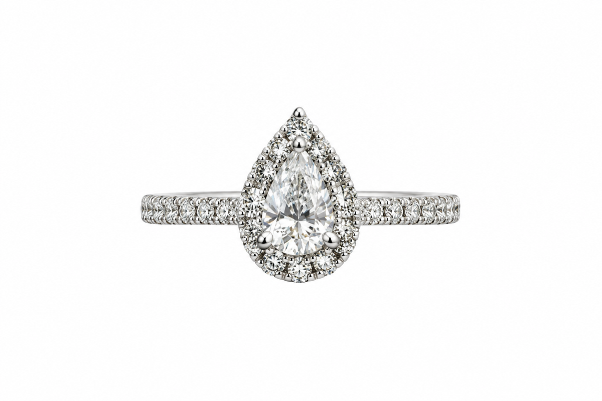 Round or Pear Diamond Halo Bridal Ring Set